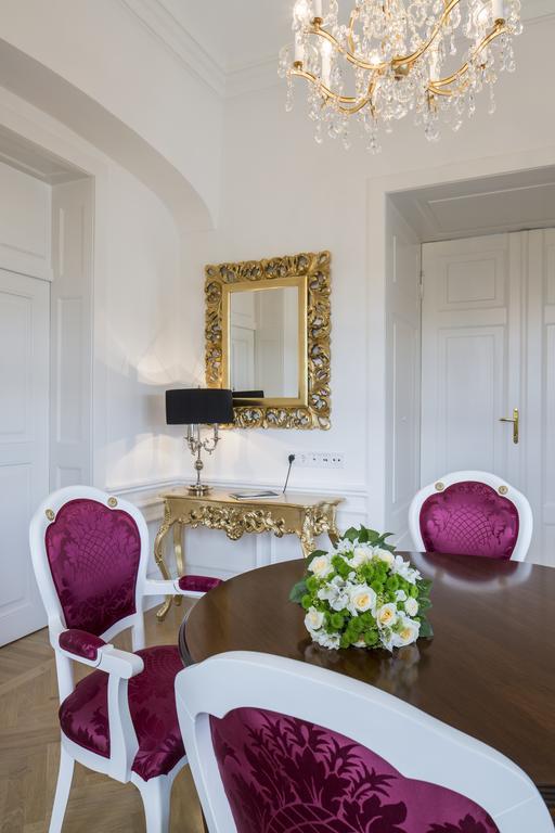 Schloß Schönbrunn Grand Apartment Wien